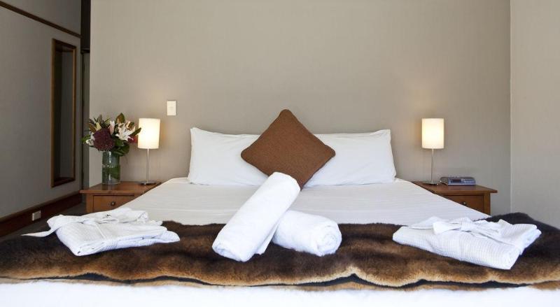 The Central Private Hotel By Naumi Hotels Квинстаун Экстерьер фото